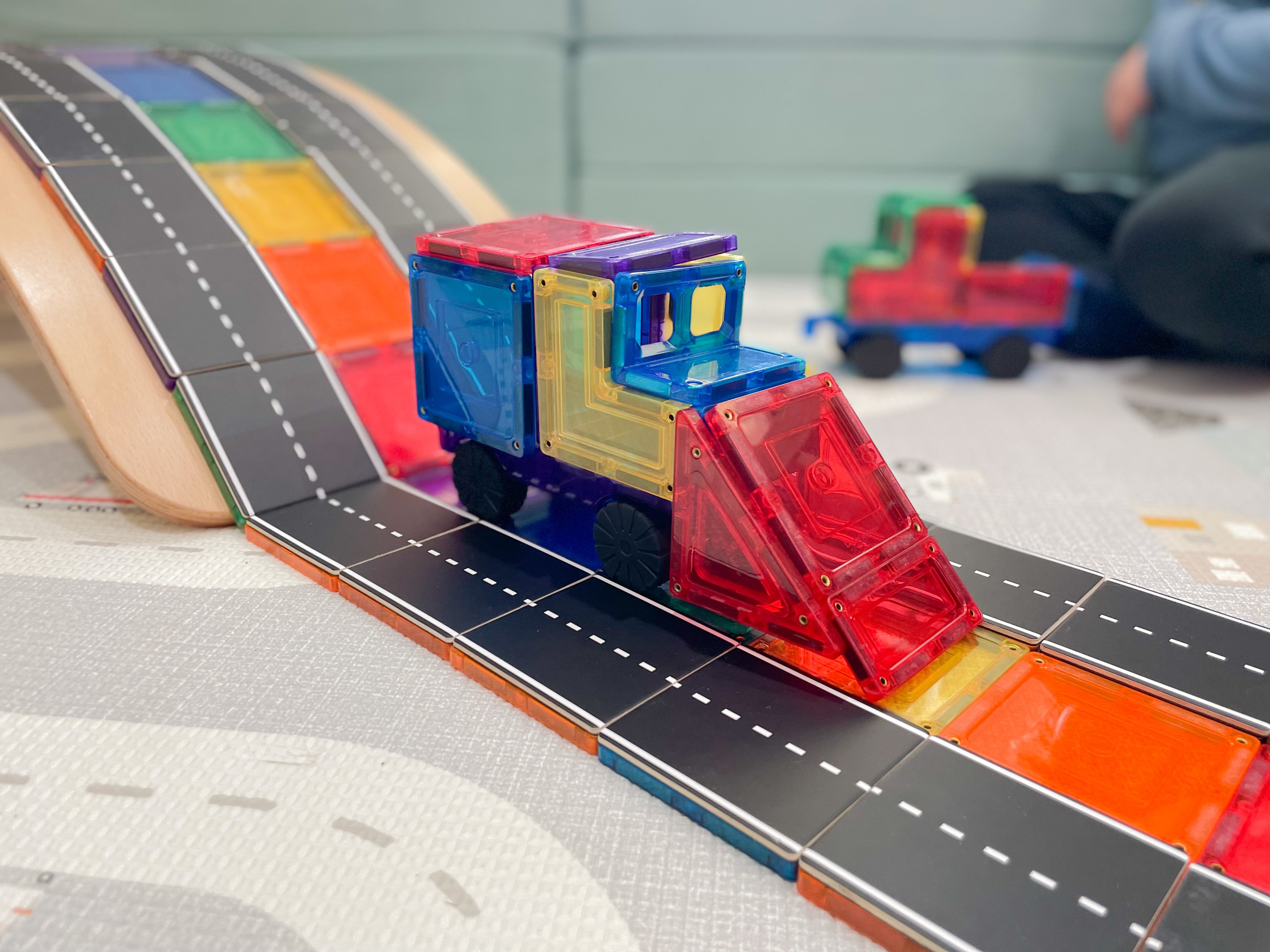 Learn & Grow Toys - Magnetic Tiles - Car Pack (28 Piece)