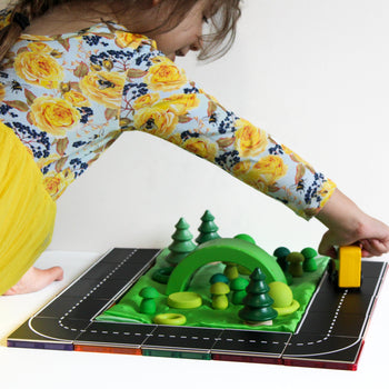 Learn & Grow Toys - Magnetic Tile Topper - Road Pack (40 Piece) PRE-ORDER